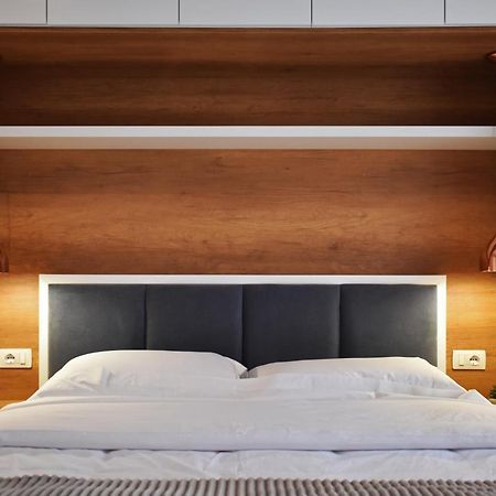 Vibrant Apartment ティラナ エクステリア 写真
